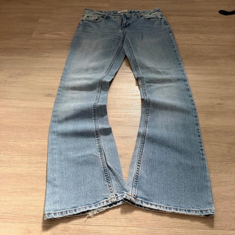 28x30 Faded Blue Bootcut Jeans Y2K 2000s Vintage